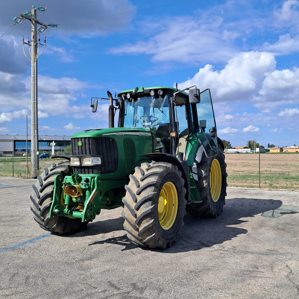 JOHN DEERE 6920S - Traktör: fotoğraf 1 JOHN DEERE 6920S - Traktör: fotoğraf 1