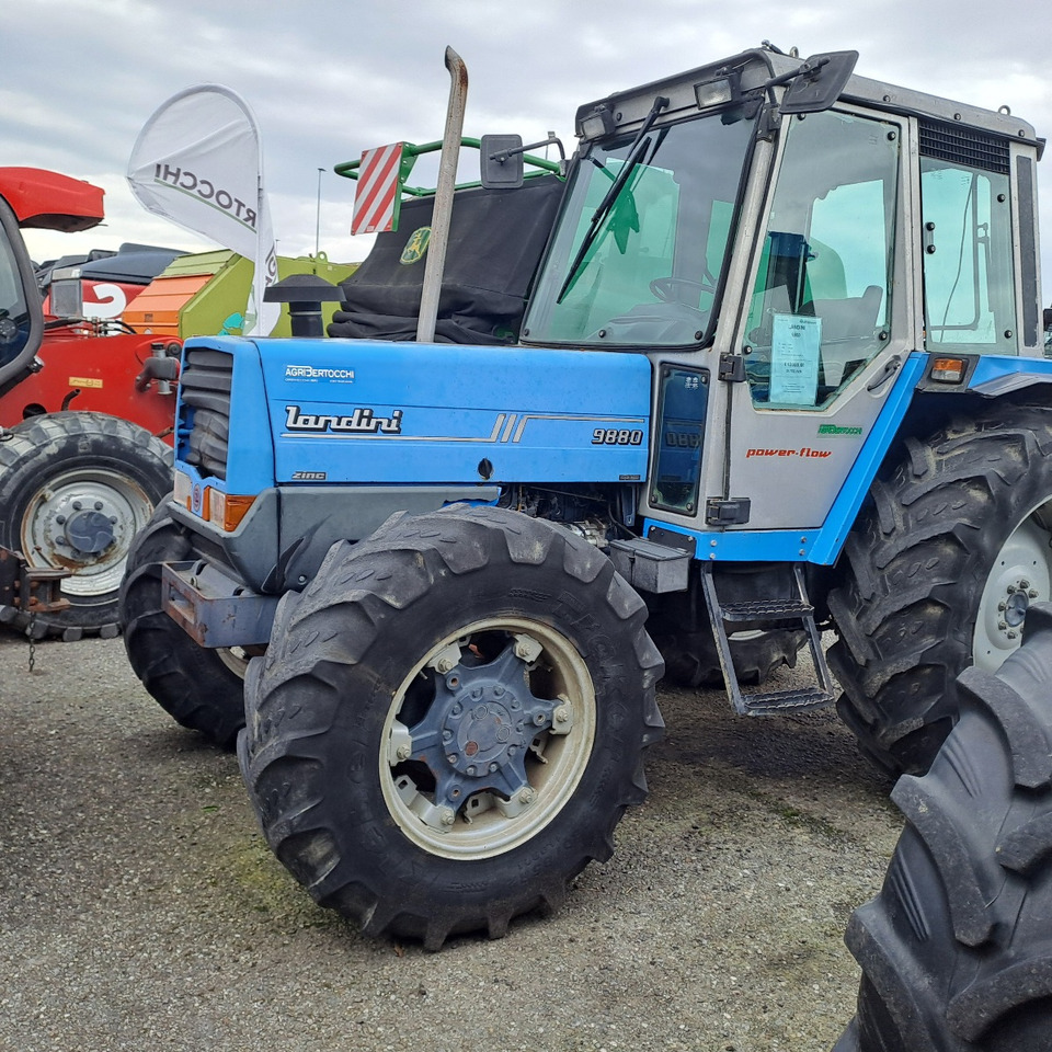 LANDINI 9880 - ASTA AGRIBERTOCCHI - Traktör: fotoğraf 1 LANDINI 9880 - ASTA AGRIBERTOCCHI - Traktör: fotoğraf 1