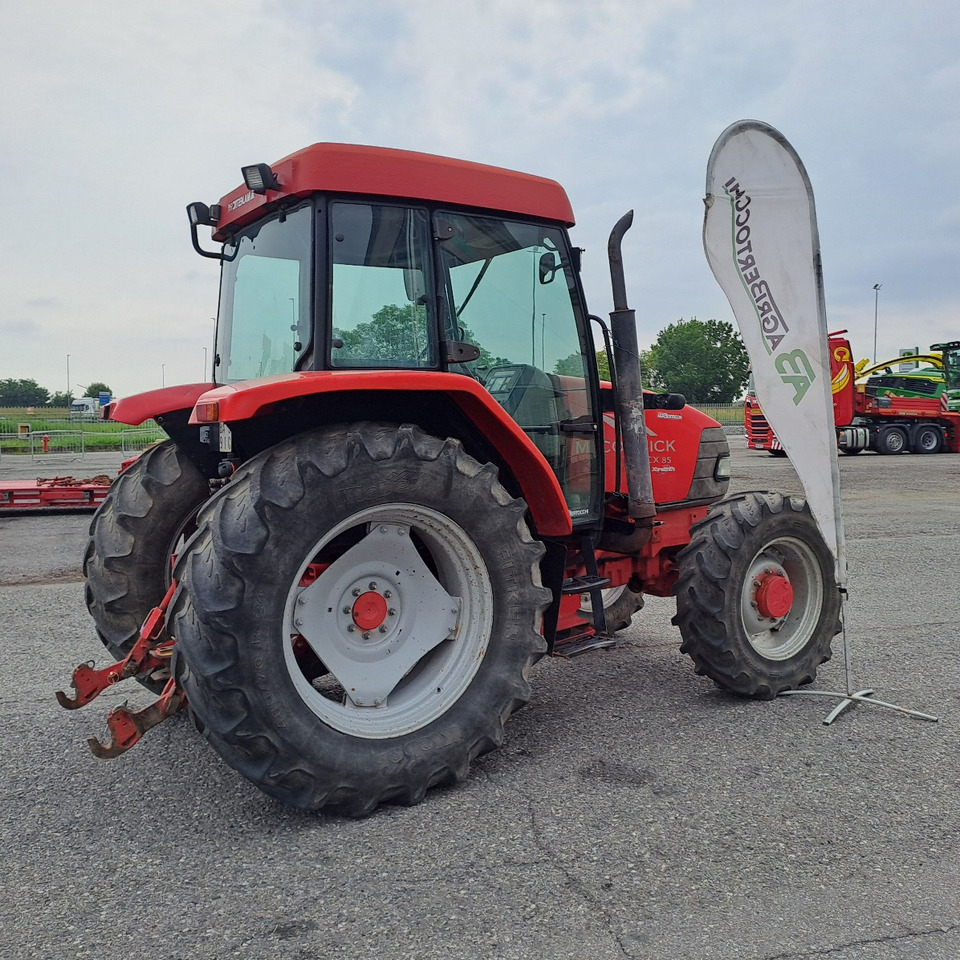 Mc CORMICK Cx85 Xtrashift - ASTA AGRIBERTOCCHI - Traktör: fotoğraf 2 Mc CORMICK Cx85 Xtrashift - ASTA AGRIBERTOCCHI - Traktör: fotoğraf 2