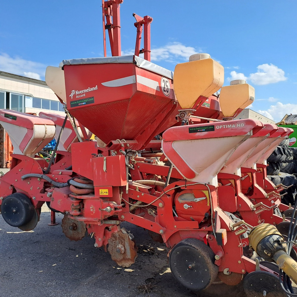 SEMINATRICE KVERNELAND ACCORD OPTIMA HD - Hassas ekim makinesi: fotoğraf 1 SEMINATRICE KVERNELAND ACCORD OPTIMA HD - Hassas ekim makinesi: fotoğraf 1