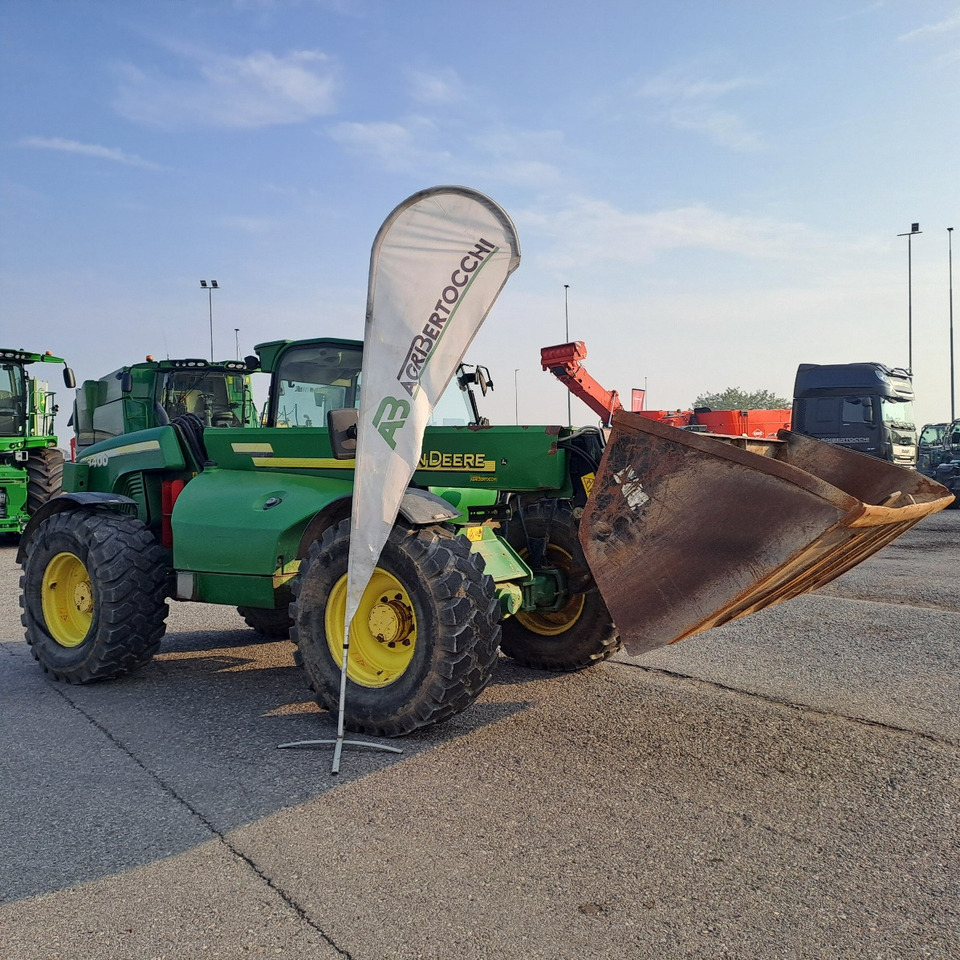 TELESCOPICO JOHN DEERE 3400 - Teleskopik yükleyici: fotoğraf 4 TELESCOPICO JOHN DEERE 3400 - Teleskopik yükleyici: fotoğraf 4