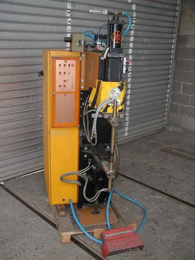 Punktschweißmaschine ARO - Kaynak ekipmanları: fotoğraf 2 Punktschweißmaschine ARO - Kaynak ekipmanları: fotoğraf 2