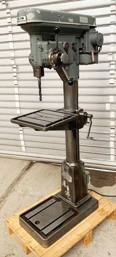 Säulenbohrmaschine IXION - Sütunlu matkap: fotoğraf 1 Säulenbohrmaschine IXION - Sütunlu matkap: fotoğraf 1