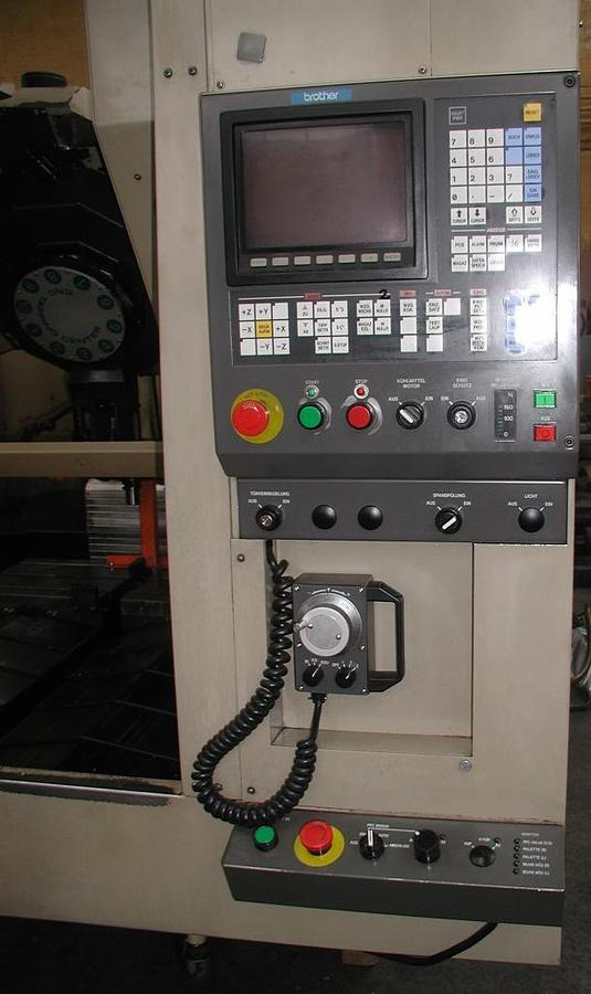 Vertikal-Bearbeitungszentrum BROTHER - CNC işleme merkezi: fotoğraf 3 Vertikal-Bearbeitungszentrum BROTHER - CNC işleme merkezi: fotoğraf 3