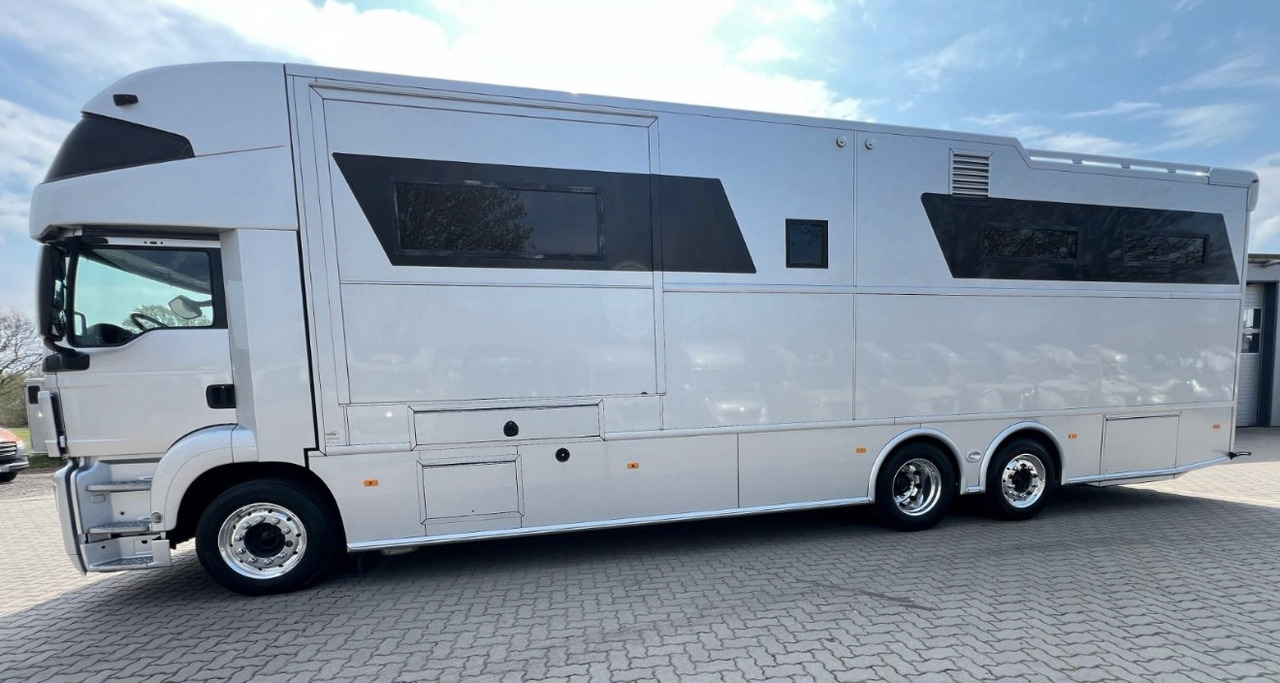 MAN 26.480 5 pferde - At taşıma aracı: fotoğraf 4 MAN 26.480 5 pferde - At taşıma aracı: fotoğraf 4
