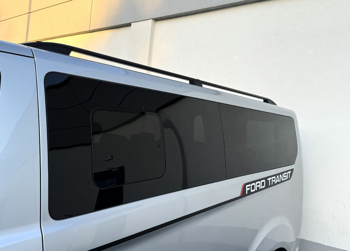 Çift kabin kamyonet Ford Transit Custom 2.0 170KM Rok 2021 8 osobowy FV23 Salon PL Zadbany Super STAN: fotoğraf 13 Çift kabin kamyonet Ford Transit Custom 2.0 170KM Rok 2021 8 osobowy FV23 Salon PL Zadbany Super STAN: fotoğraf 13