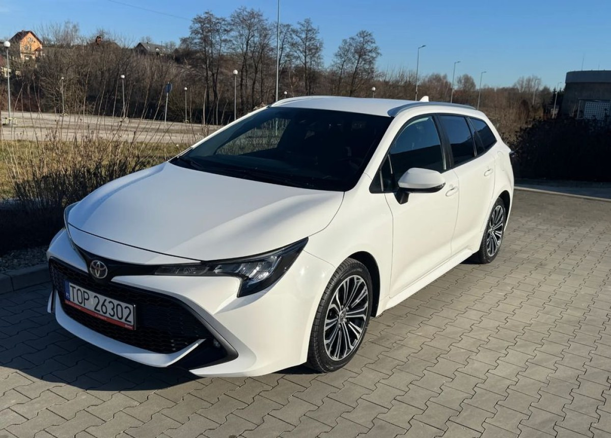 Toyota Corolla 1.8 Hybrid Active Niski przebieg LED FV23 W SUPER STANIE - Binek araba: fotoğraf 3 Toyota Corolla 1.8 Hybrid Active Niski przebieg LED FV23 W SUPER STANIE - Binek araba: fotoğraf 3