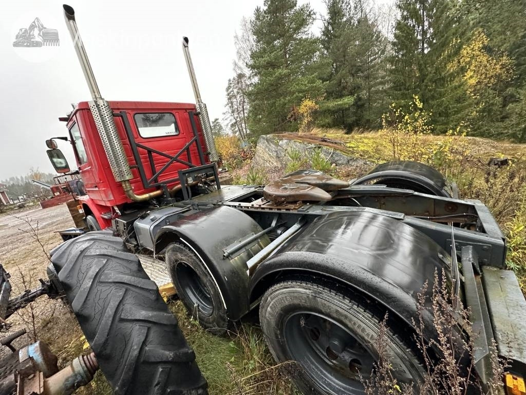 Scania T 143 H - Çekici: fotoğraf 4 Scania T 143 H - Çekici: fotoğraf 4