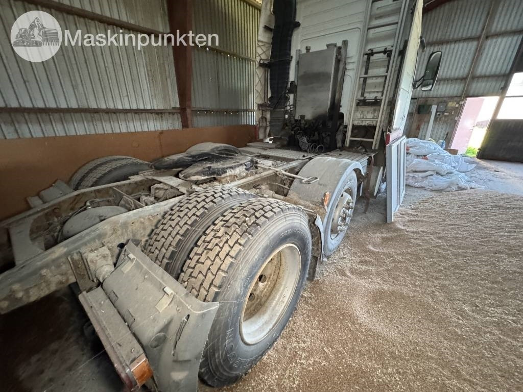 Volvo FH 12 - Çekici: fotoğraf 4 Volvo FH 12 - Çekici: fotoğraf 4