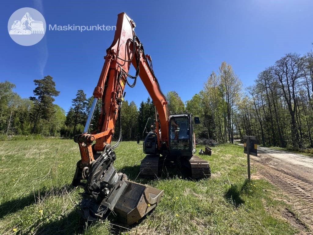 Hitachi ZX 135 US-6 - Paletli ekskavatör: fotoğraf 2 Hitachi ZX 135 US-6 - Paletli ekskavatör: fotoğraf 2