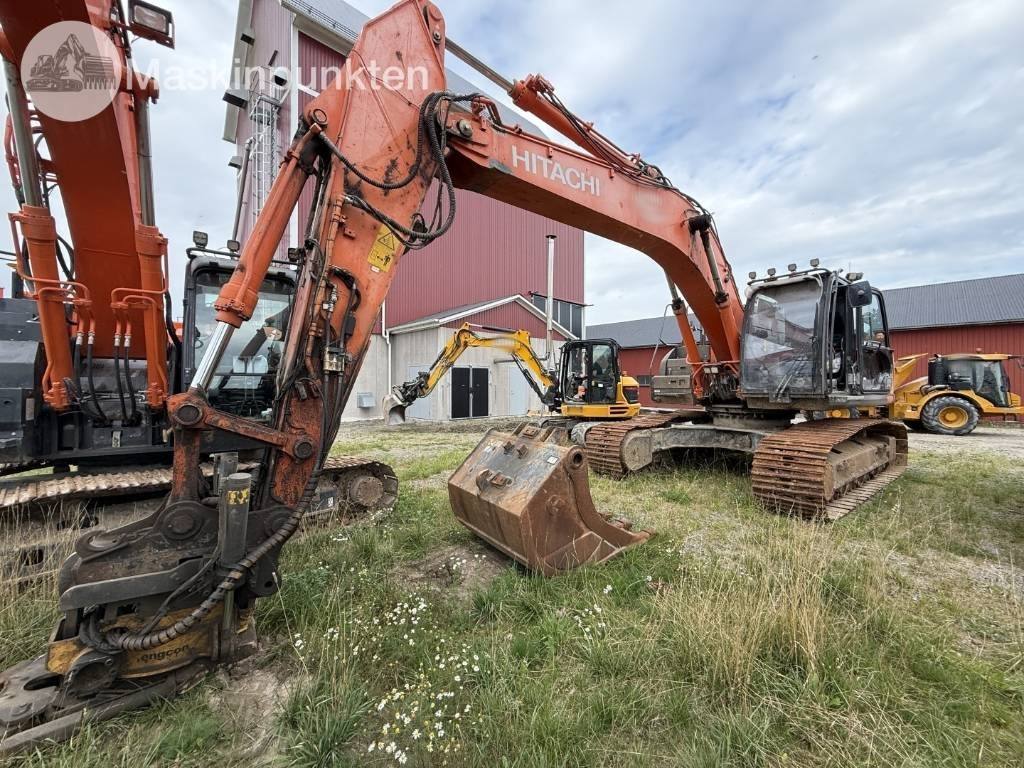 Hitachi ZX 300 LC-6 - Paletli ekskavatör: fotoğraf 3 Hitachi ZX 300 LC-6 - Paletli ekskavatör: fotoğraf 3