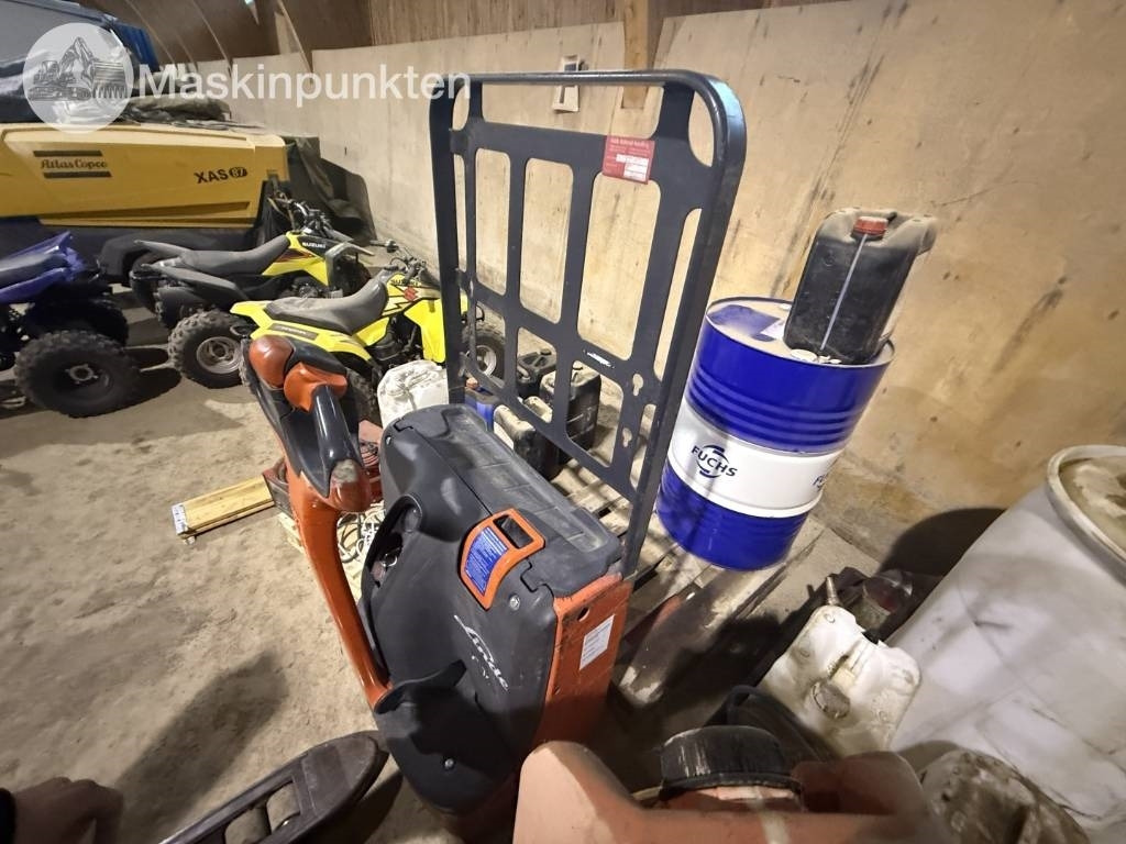 Linde T 16 - Elektrikli forklift: fotoğraf 3 Linde T 16 - Elektrikli forklift: fotoğraf 3