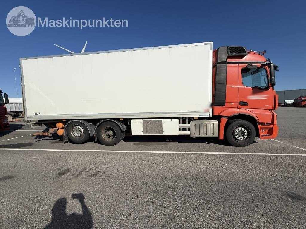 Mercedes-Benz Actros 2551 - Refrijeratör kamyon: fotoğraf 4 Mercedes-Benz Actros 2551 - Refrijeratör kamyon: fotoğraf 4