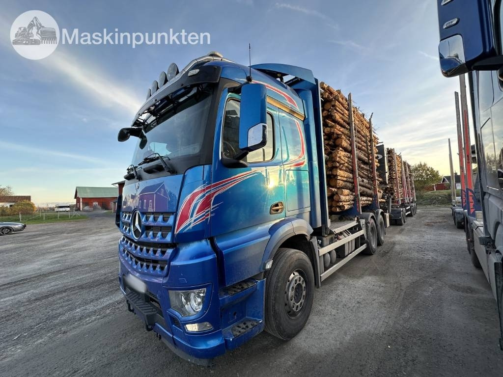 Mercedes-Benz Arocs 2858 timmerbil med kran - Tomruk kamyonu: fotoğraf 1 Mercedes-Benz Arocs 2858 timmerbil med kran - Tomruk kamyonu: fotoğraf 1