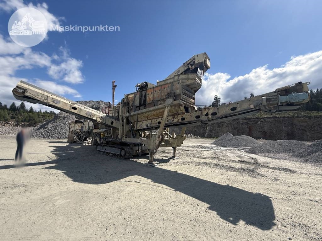 Metso LT 1100 + Bandmatare - Mobil konkasör tesisi: fotoğraf 2 Metso LT 1100 + Bandmatare - Mobil konkasör tesisi: fotoğraf 2