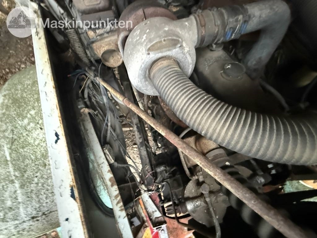 Scania LS 76 kranbil finansal kiralama Scania LS 76 kranbil: fotoğraf 32 Scania LS 76 kranbil finansal kiralama Scania LS 76 kranbil: fotoğraf 32