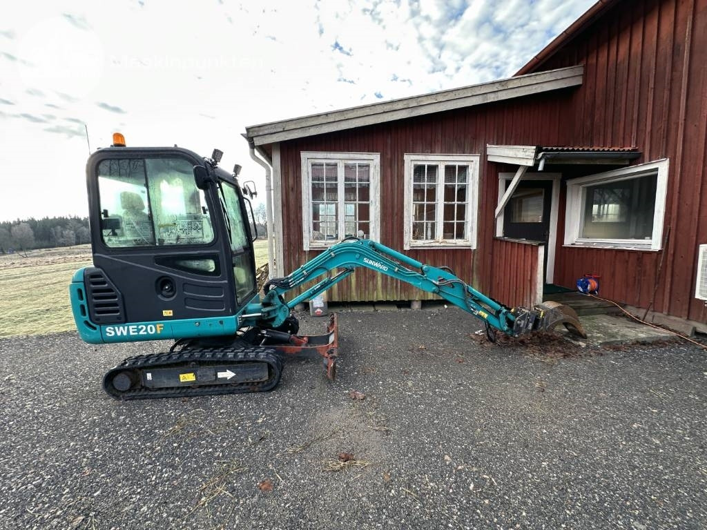 Sunward SWE 20 F med släp! - Mini ekskavatör: fotoğraf 1 Sunward SWE 20 F med släp! - Mini ekskavatör: fotoğraf 1