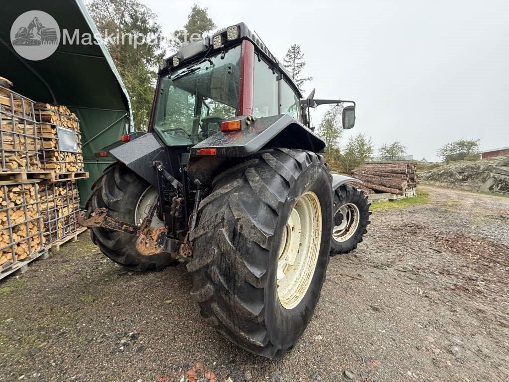 Valtra 8350 - Traktör: fotoğraf 5 Valtra 8350 - Traktör: fotoğraf 5
