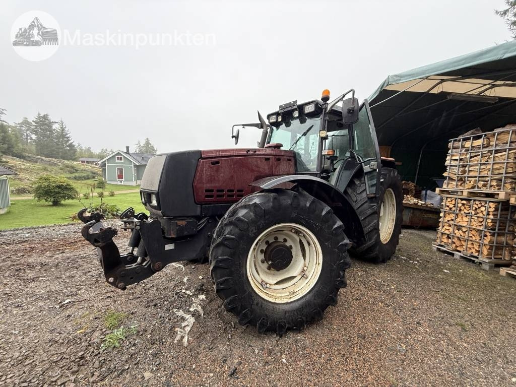 Valtra 8350 - Traktör: fotoğraf 1 Valtra 8350 - Traktör: fotoğraf 1