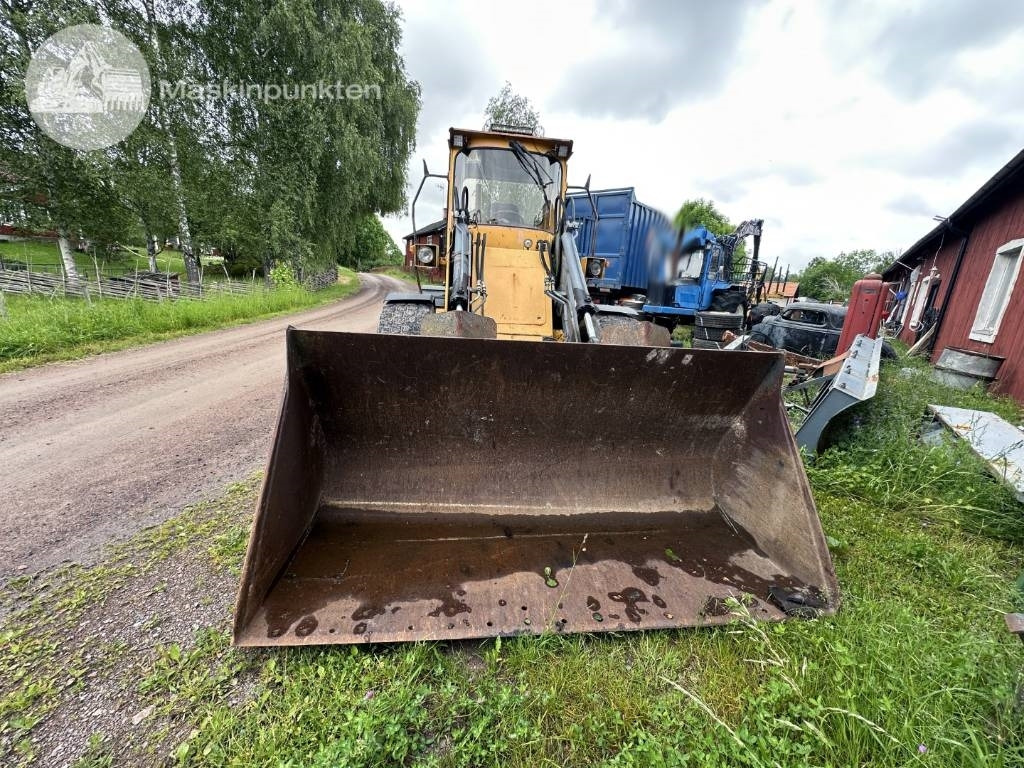 Volvo BM 4300 - Tekerlekli yükleyici: fotoğraf 2 Volvo BM 4300 - Tekerlekli yükleyici: fotoğraf 2