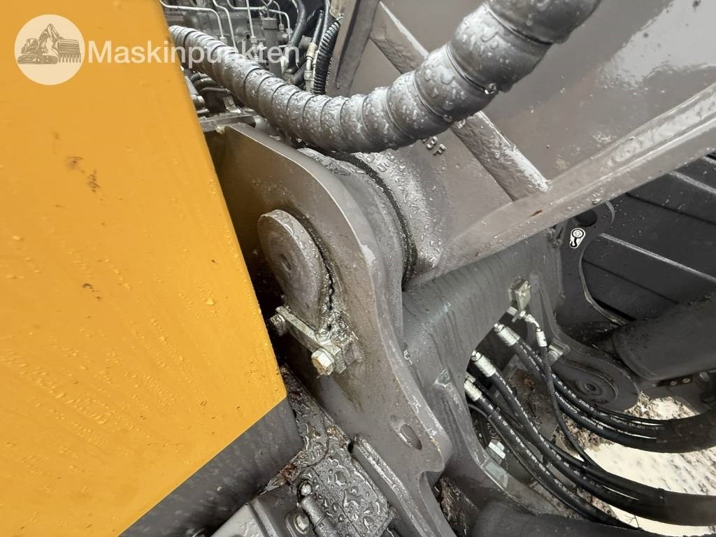 Paletli ekskavatör Volvo EC 140 EL: fotoğraf 29 Paletli ekskavatör Volvo EC 140 EL: fotoğraf 29