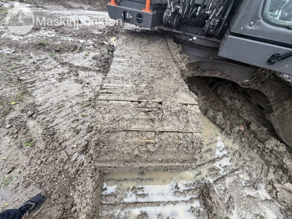 Paletli ekskavatör Volvo EC 140 EL: fotoğraf 40 Paletli ekskavatör Volvo EC 140 EL: fotoğraf 40