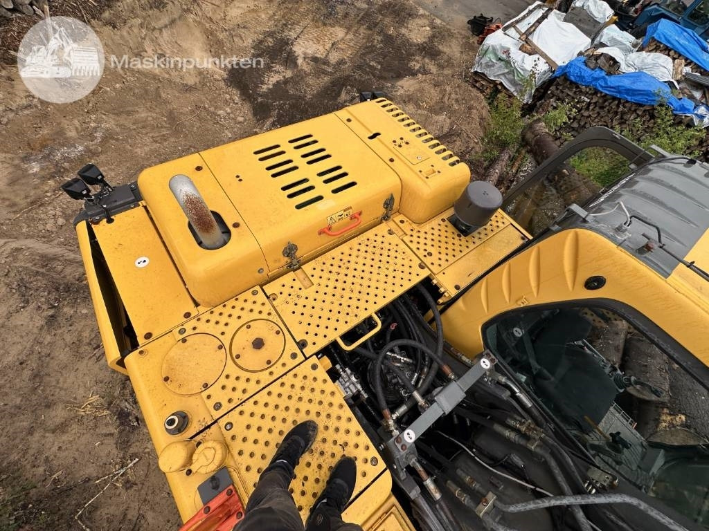 Paletli ekskavatör Volvo EC 210 B LC: fotoğraf 34