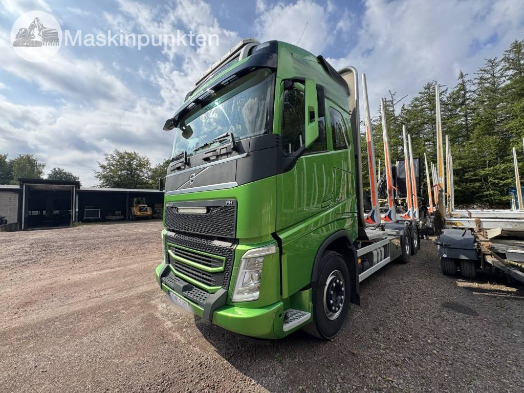 Volvo FH 16 550 - Tomruk kamyonu: fotoğraf 1 Volvo FH 16 550 - Tomruk kamyonu: fotoğraf 1