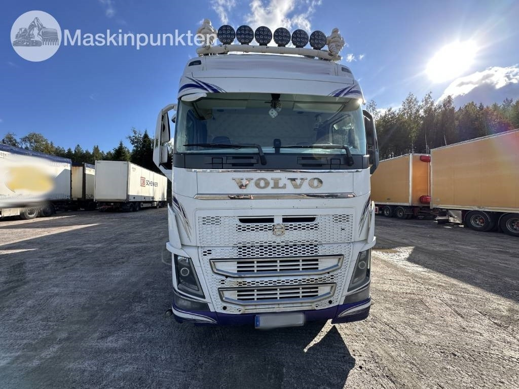 Volvo FH 16 750 - Tomruk kamyonu: fotoğraf 3 Volvo FH 16 750 - Tomruk kamyonu: fotoğraf 3