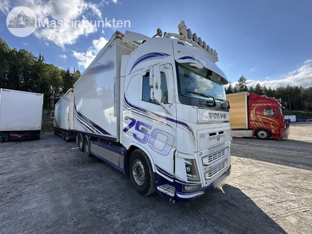 Volvo FH 16 750  - Kapalı kasa kamyon: fotoğraf 4 Volvo FH 16 750  - Kapalı kasa kamyon: fotoğraf 4