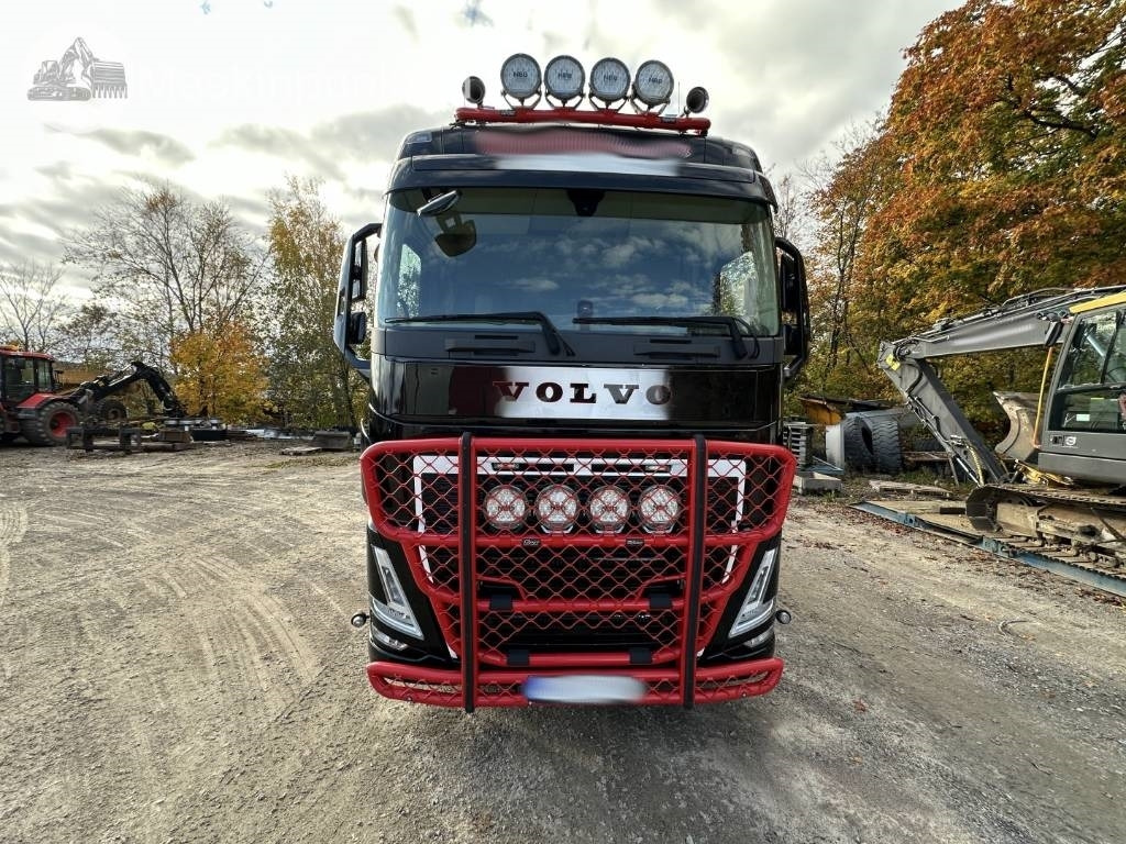 Volvo FH 64 R Timmerbil med kran  - Tomruk kamyonu: fotoğraf 2 Volvo FH 64 R Timmerbil med kran  - Tomruk kamyonu: fotoğraf 2