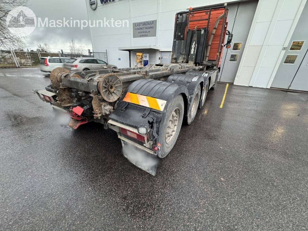 Volvo FH 8*4 Tridem lastväxlare - Kancalı yükleyici kamyon: fotoğraf 4 Volvo FH 8*4 Tridem lastväxlare - Kancalı yükleyici kamyon: fotoğraf 4