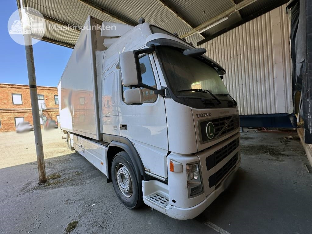 Volvo FM 300 - Kapalı kasa kamyon: fotoğraf 2 Volvo FM 300 - Kapalı kasa kamyon: fotoğraf 2