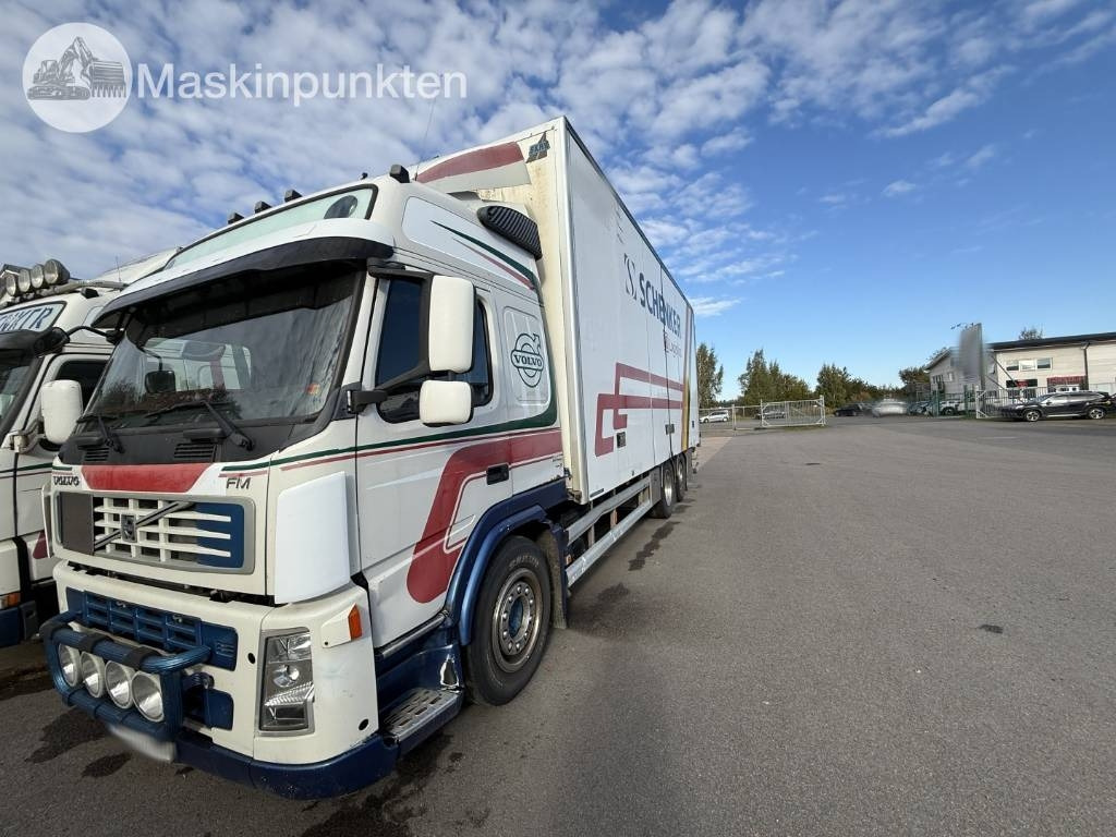 Volvo FM 440 - Kapalı kasa kamyon: fotoğraf 1 Volvo FM 440 - Kapalı kasa kamyon: fotoğraf 1