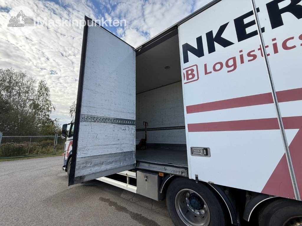 Kapalı kasa kamyon Volvo FM 440: fotoğraf 34