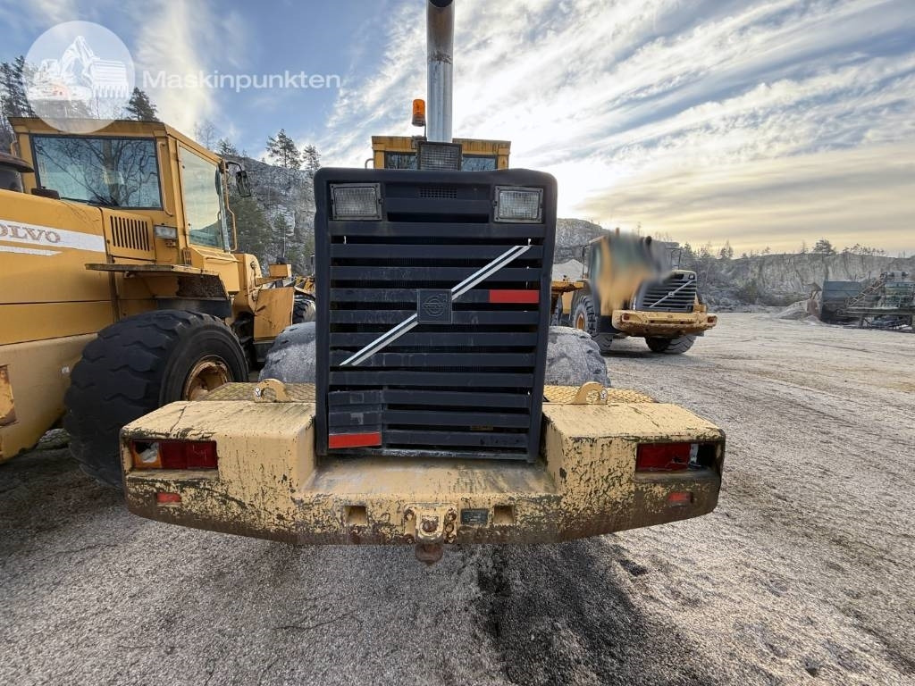 Tekerlekli yükleyici Volvo L 120 C: fotoğraf 6