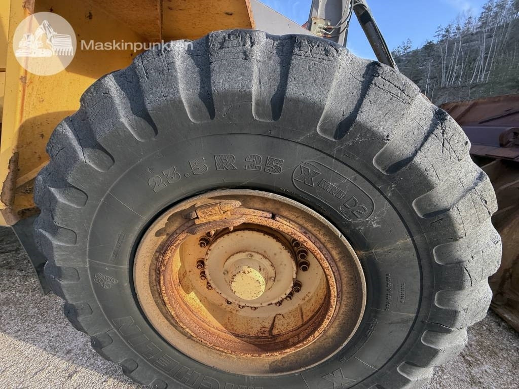 Tekerlekli yükleyici Volvo L 120 C: fotoğraf 42
