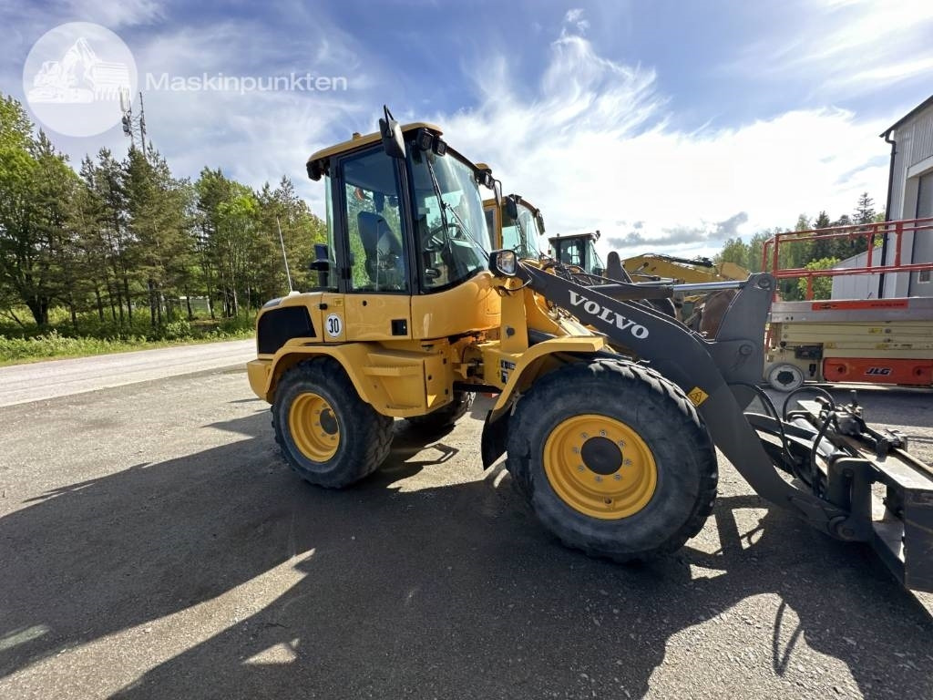 Volvo L 35 G - Tekerlekli yükleyici: fotoğraf 5 Volvo L 35 G - Tekerlekli yükleyici: fotoğraf 5