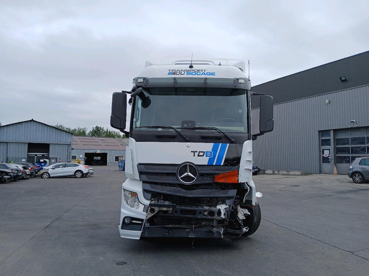 MERCEDES ACTROS 1845 LS 4*2 - Çekici: fotoğraf 2 MERCEDES ACTROS 1845 LS 4*2 - Çekici: fotoğraf 2