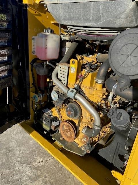 Mini yükleyici CAT 259 D: fotoğraf 9 Mini yükleyici CAT 259 D: fotoğraf 9