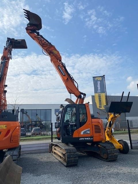Doosan DX140 LCR-5 - Paletli ekskavatör: fotoğraf 3 Doosan DX140 LCR-5 - Paletli ekskavatör: fotoğraf 3