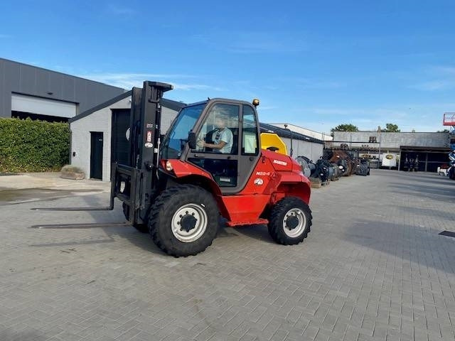 Manitou M 30.4 - Arazi tipi forklift: fotoğraf 3 Manitou M 30.4 - Arazi tipi forklift: fotoğraf 3