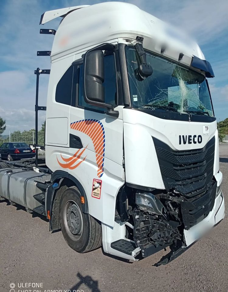 Iveco S-WAY 530 RETARDER USZKODZONY - Çekici: fotoğraf 3 Iveco S-WAY 530 RETARDER USZKODZONY - Çekici: fotoğraf 3
