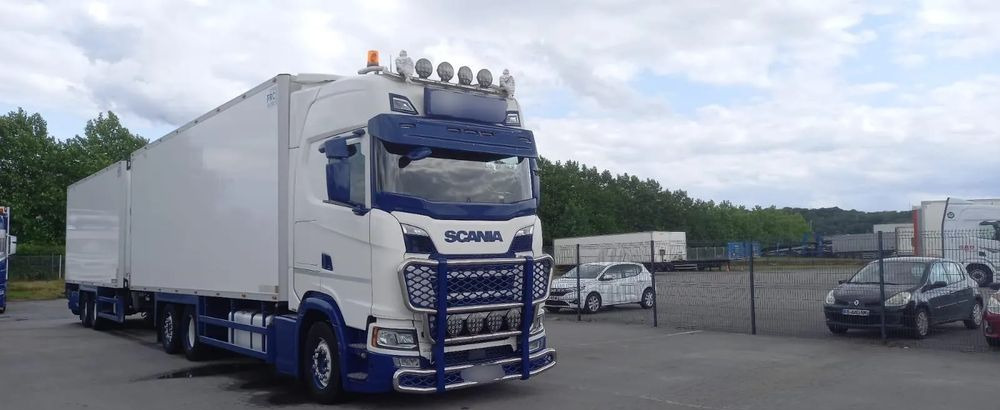 Scania S 500 CARIER FRIGO 6X2 RETARDER - Refrijeratör kamyon: fotoğraf 1 Scania S 500 CARIER FRIGO 6X2 RETARDER - Refrijeratör kamyon: fotoğraf 1