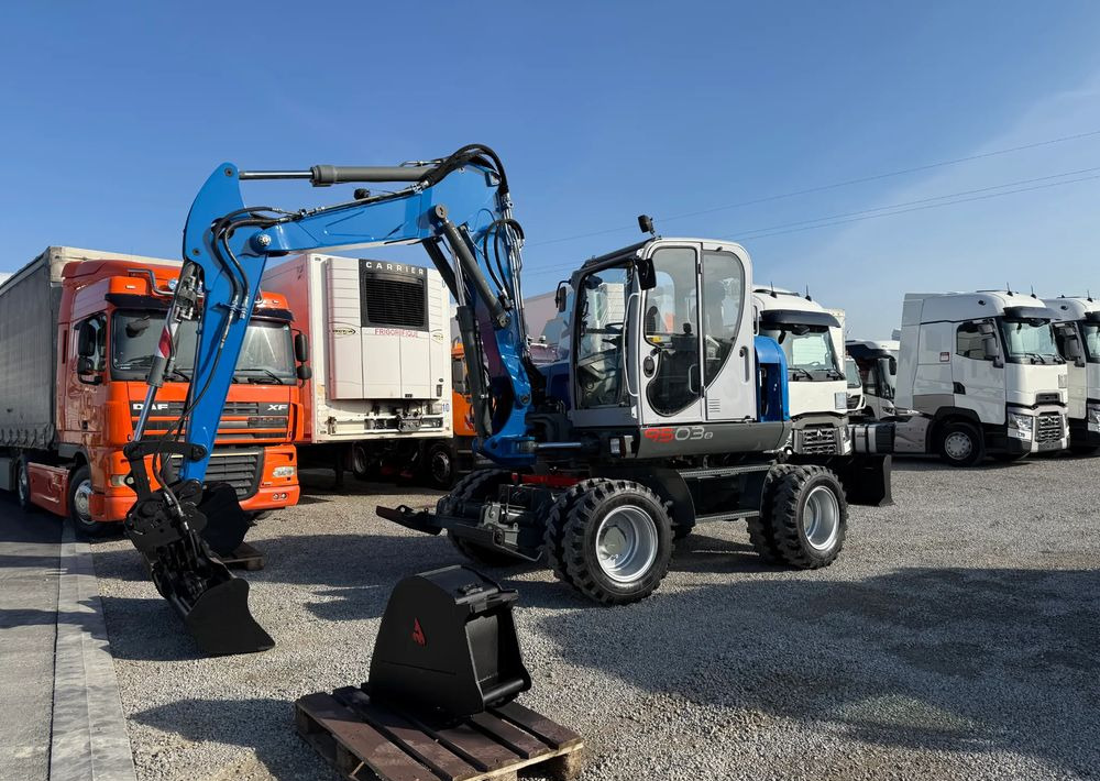Wacker Neuson 9503-2 TRZY ŁYŻKI - Tekerlekli ekskavatör: fotoğraf 3 Wacker Neuson 9503-2 TRZY ŁYŻKI - Tekerlekli ekskavatör: fotoğraf 3