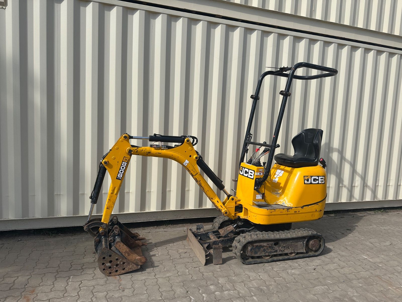 JCB 8008 CTS, 2019 BJ, 1.082 BH, 3 x Löffel - Mini ekskavatör: fotoğraf 1 JCB 8008 CTS, 2019 BJ, 1.082 BH, 3 x Löffel - Mini ekskavatör: fotoğraf 1