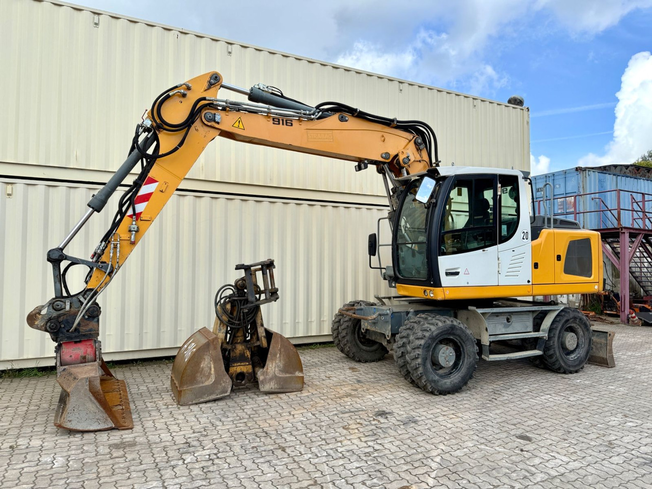 Liebherr A916 / Deutsche Maschine / Löffel + Greifer - Tekerlekli ekskavatör: fotoğraf 1 Liebherr A916 / Deutsche Maschine / Löffel + Greifer - Tekerlekli ekskavatör: fotoğraf 1
