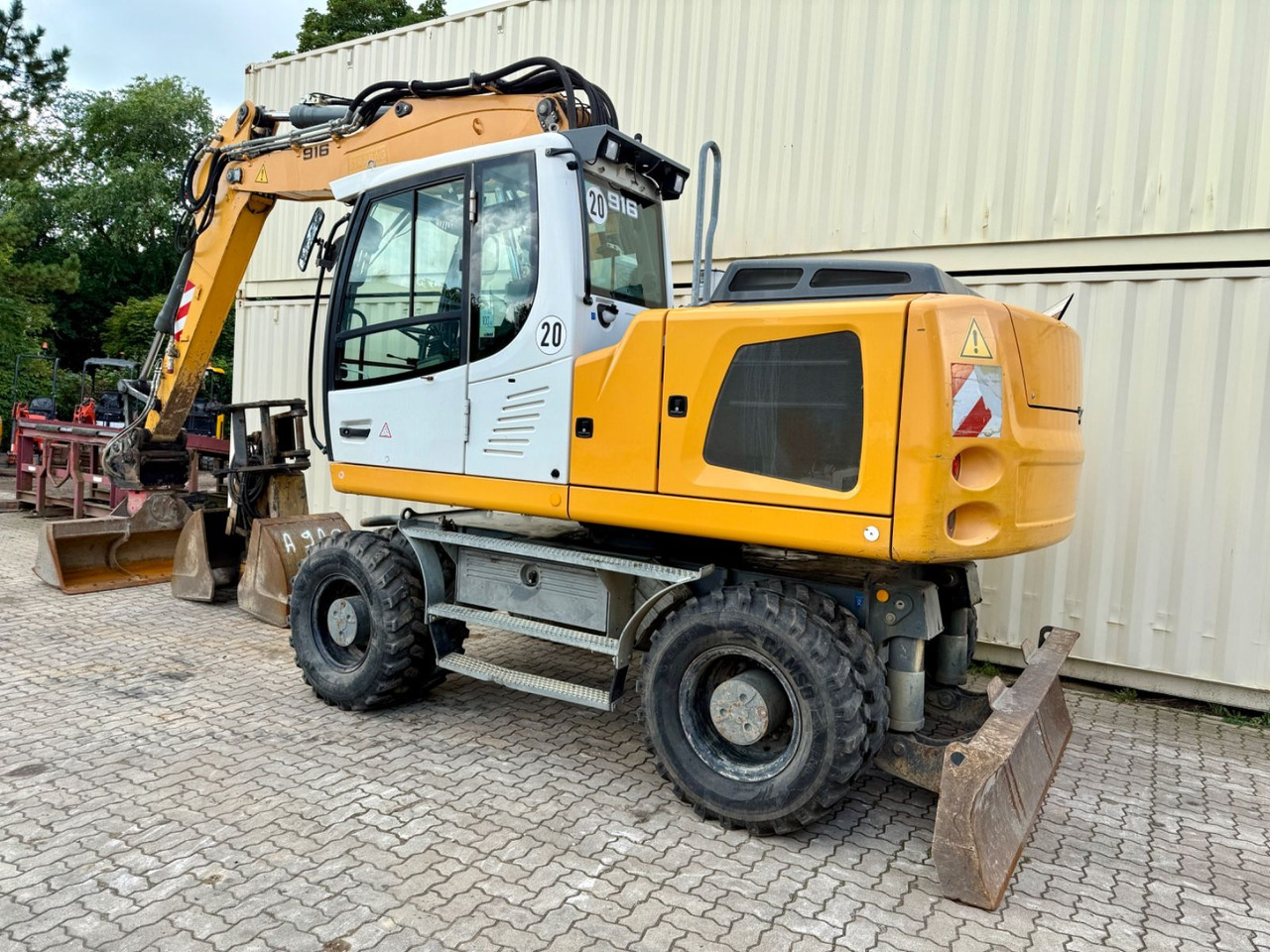 Liebherr A916 / Deutsche Maschine / Löffel + Greifer - Tekerlekli ekskavatör: fotoğraf 3 Liebherr A916 / Deutsche Maschine / Löffel + Greifer - Tekerlekli ekskavatör: fotoğraf 3