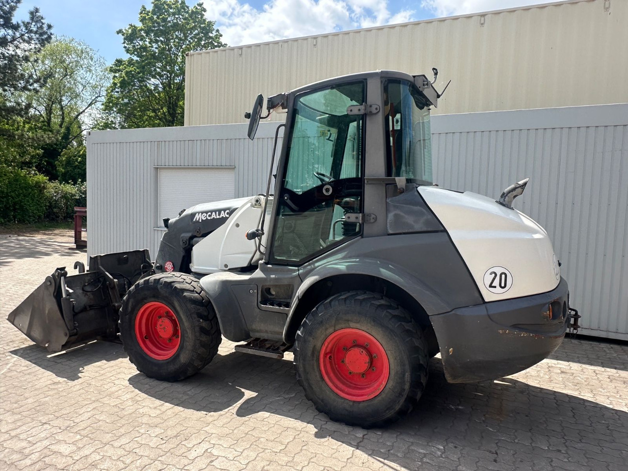 MECALAC AS900 Schwenklader / Klappschaufel + Gabel - Tekerlekli yükleyici: fotoğraf 3 MECALAC AS900 Schwenklader / Klappschaufel + Gabel - Tekerlekli yükleyici: fotoğraf 3