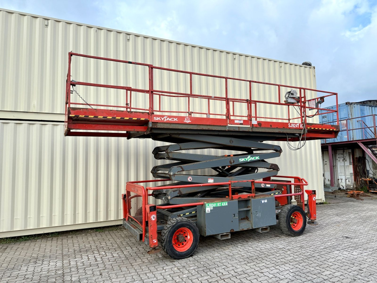 Skyjack SJ9241 4x4 Diesel / 14.5 Meter / 2015 BJ - Araç üzerine platform: fotoğraf 4 Skyjack SJ9241 4x4 Diesel / 14.5 Meter / 2015 BJ - Araç üzerine platform: fotoğraf 4